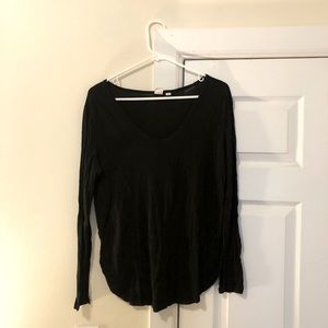 Gap classic scoop neck long sleeve tee in black